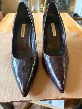 Ann Marino Dark Brown Croc-Embossed Pointed-Toe Pumps